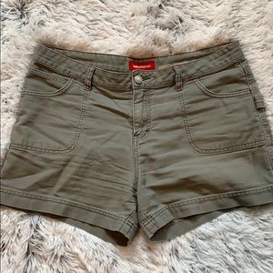 Forest green cargo shorts union bay